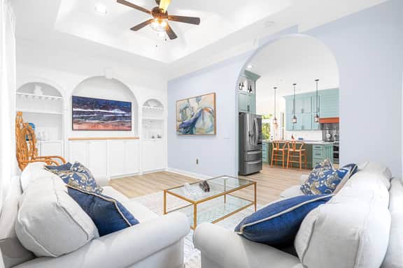 Pura Vida Villa Luxe Coastal Retreat + Heated Pool
